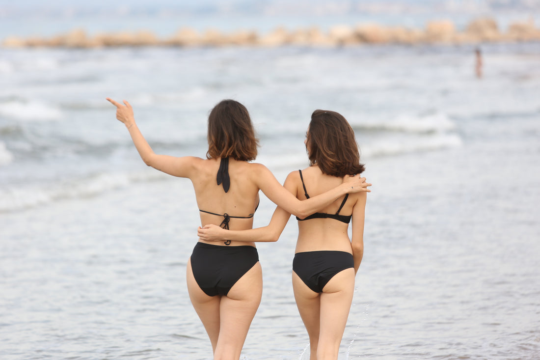 Bañándote en la piscina con la regla: La libertad de las Bikinis Menstruales